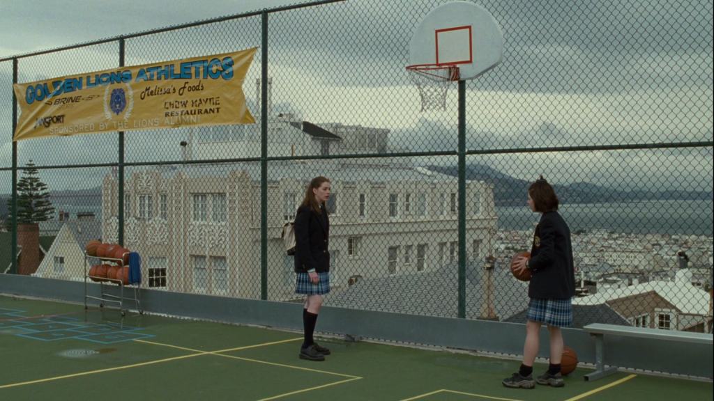 Princesa por sorpresa. Anne Hathaway. Julie Andrews. San Francisco. Grove High School. Alverno High Sochool.